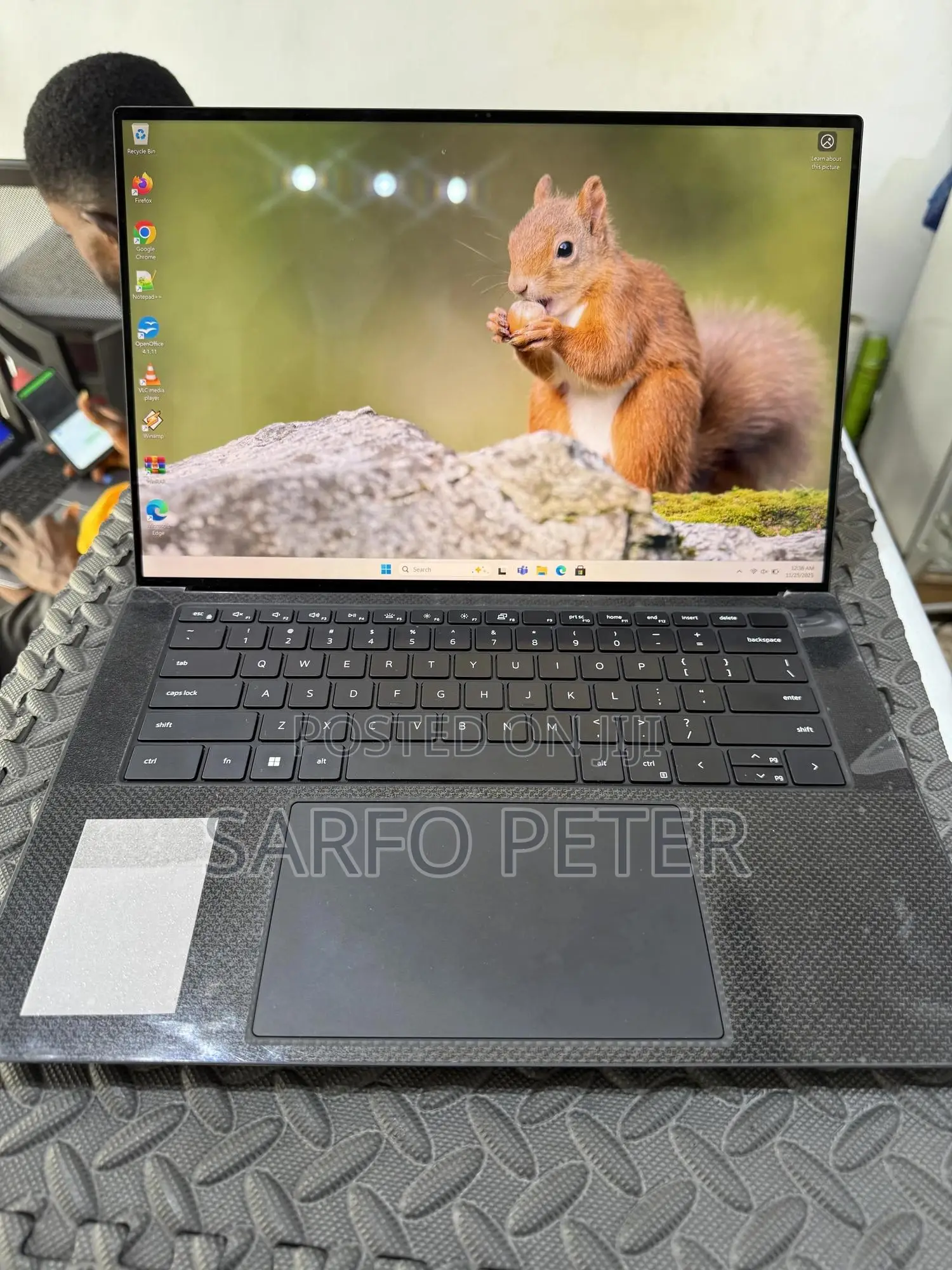 Computer Shop Attendant