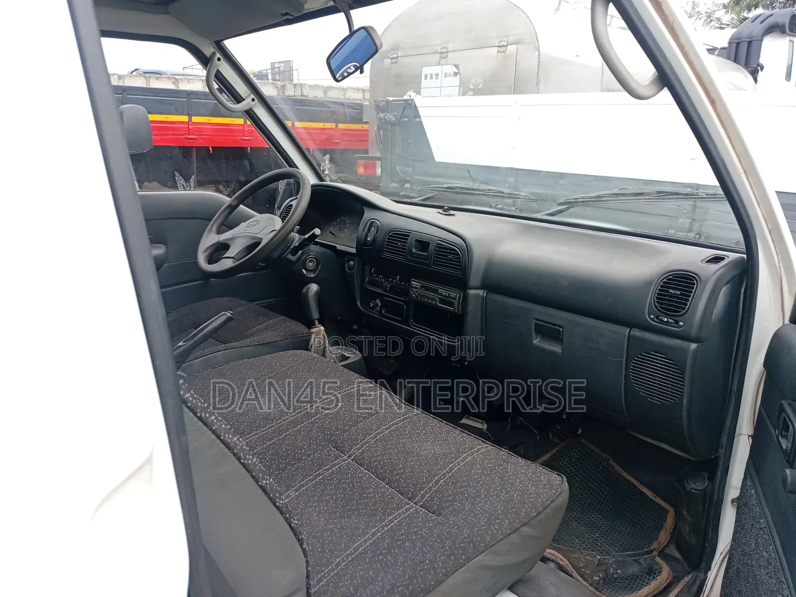 Hyundai H-100 2003 White