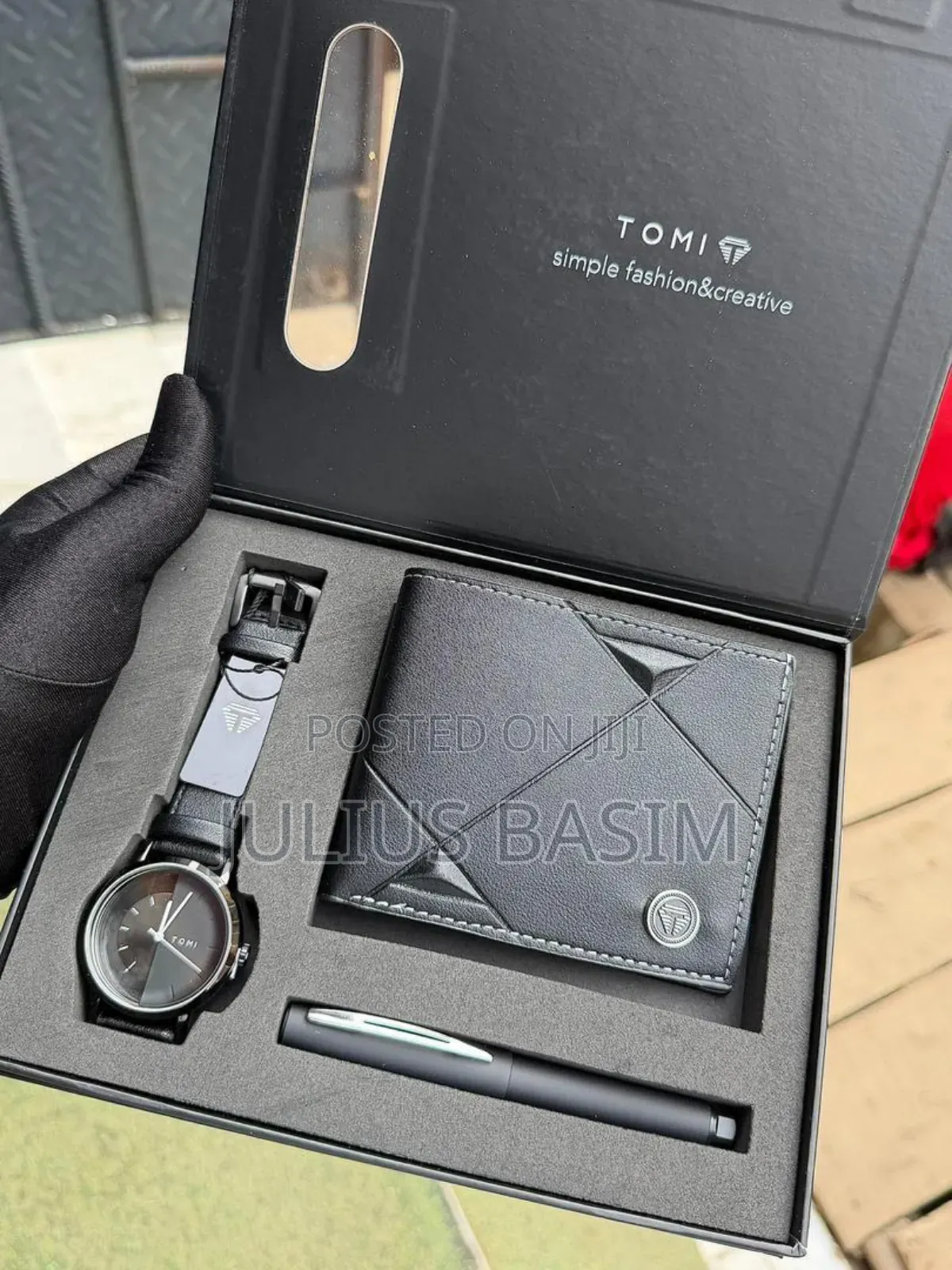 Tomi Watch With Wallet and Pen in Box
