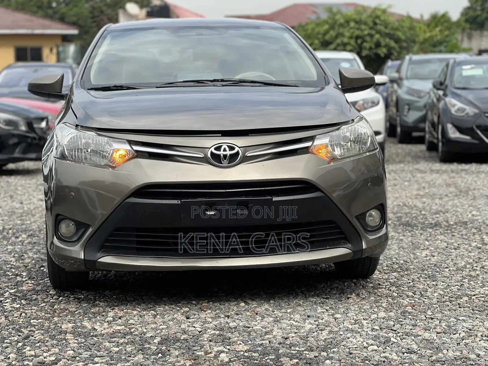 Toyota Yaris 2015