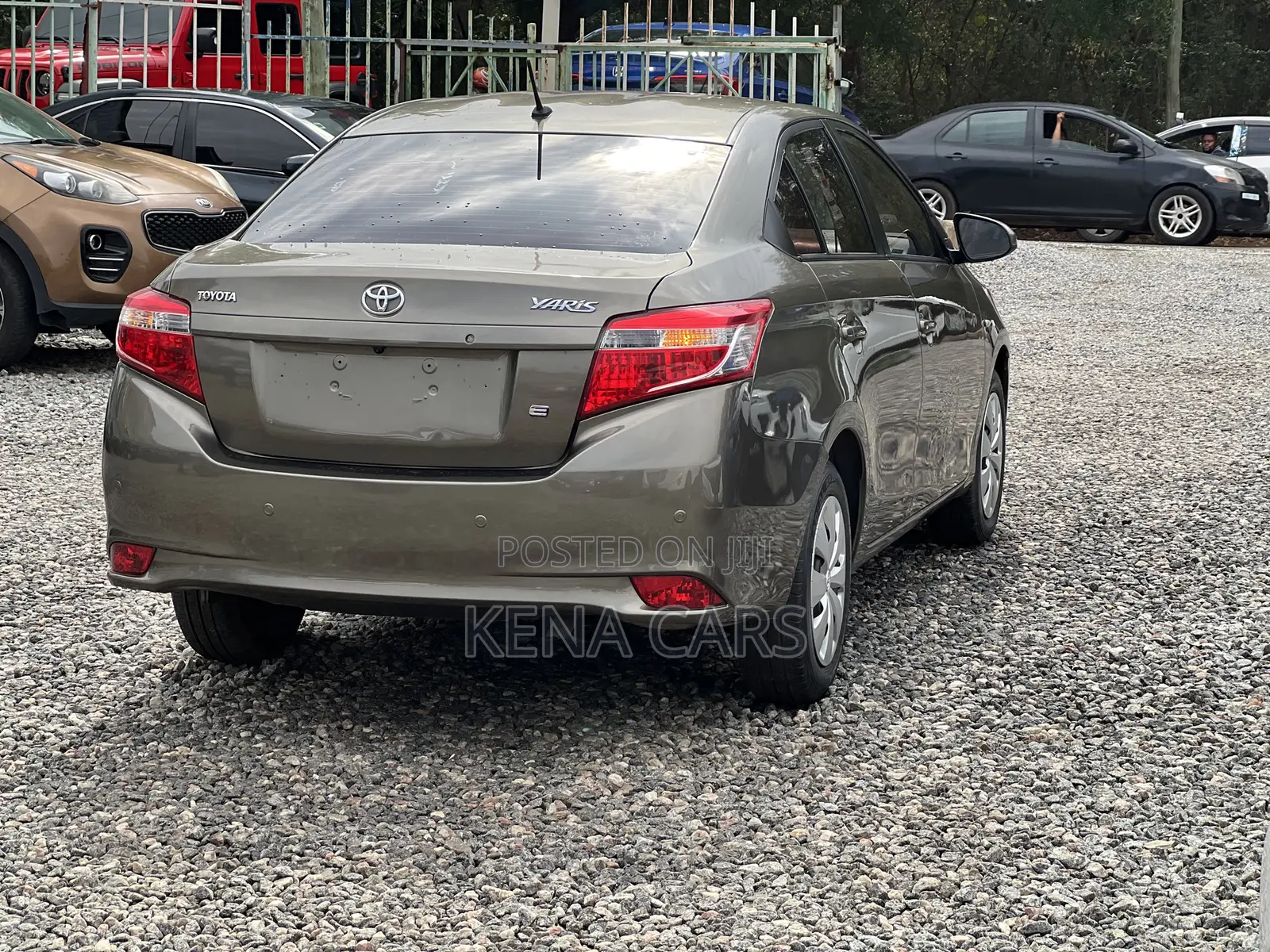 Toyota Yaris 2015