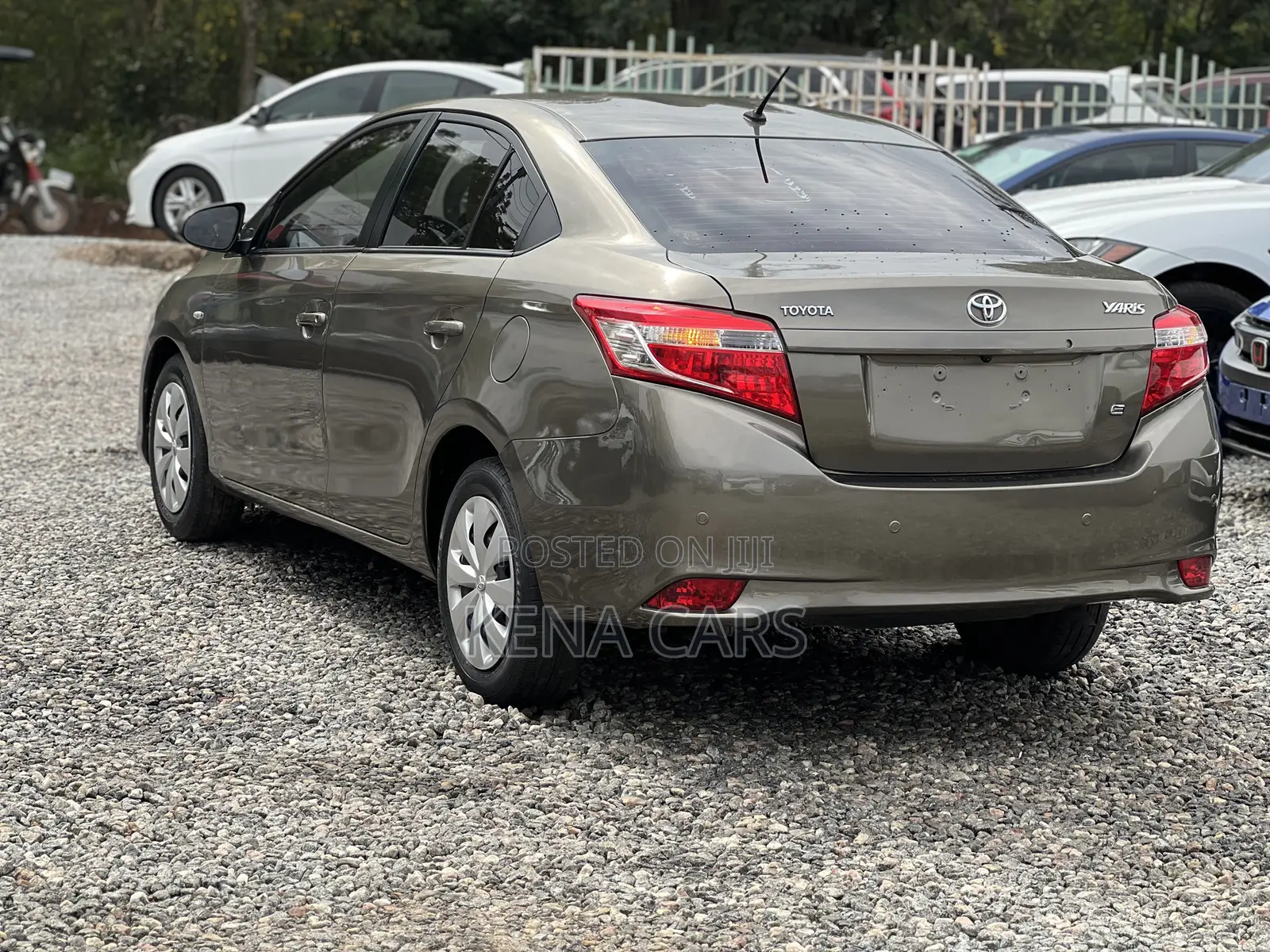 Toyota Yaris 2015