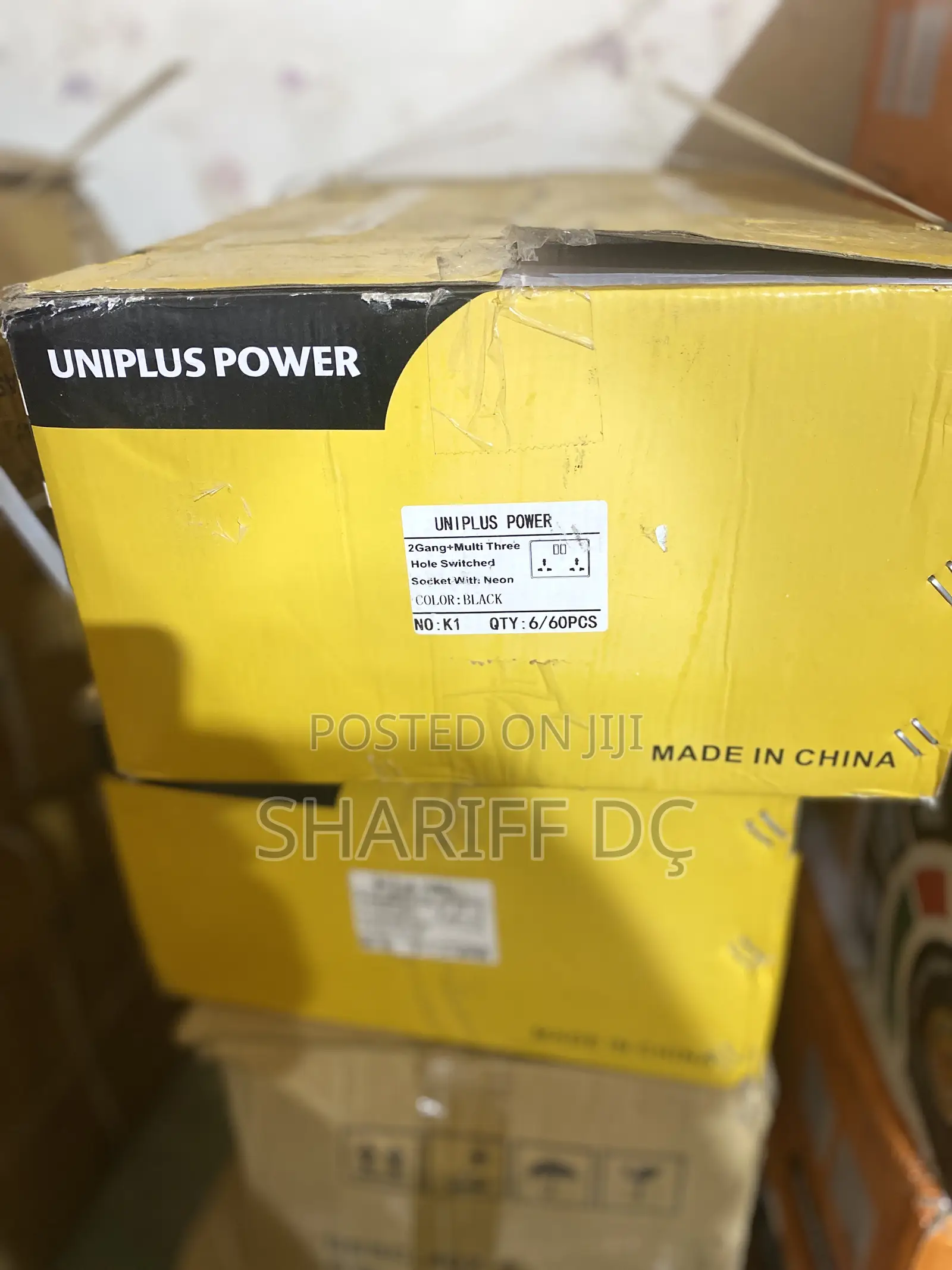 Double Socket Black