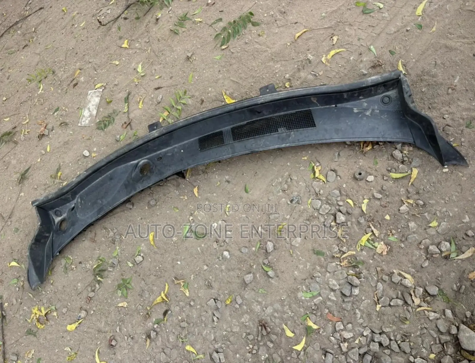 Mitsubishi Outlander 2021 2022 2023 Wiper Panel