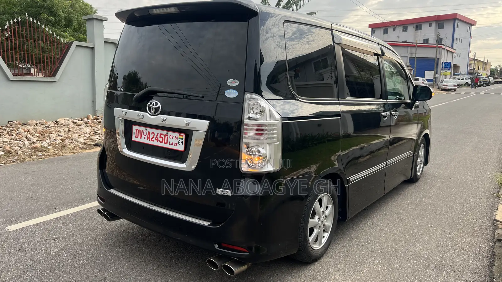 Toyota Voxy 2012 Black