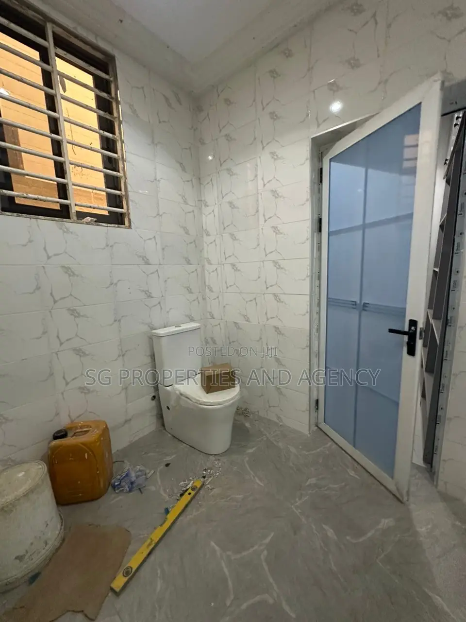 4bdrm House in Batsonaa, Baatsona Total for sale