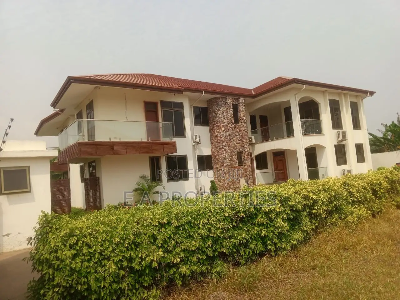8bdrm House in E A Properties, Community 25 for sale