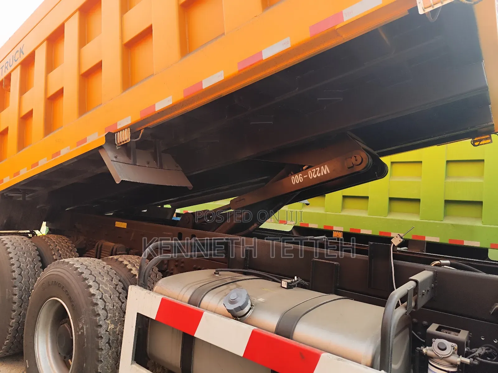 20 Cubic, 25 Cubic , Trailer Head, Flatbeds