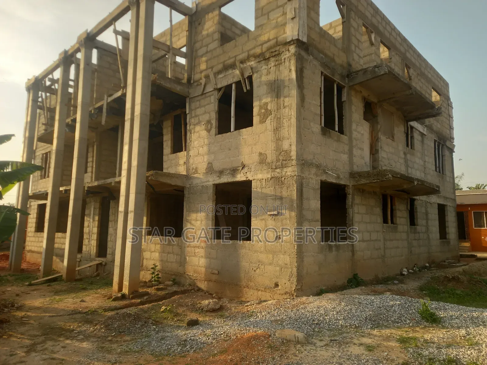 12 Bedrooms Apartment/ Flats for Sale at Pankrono