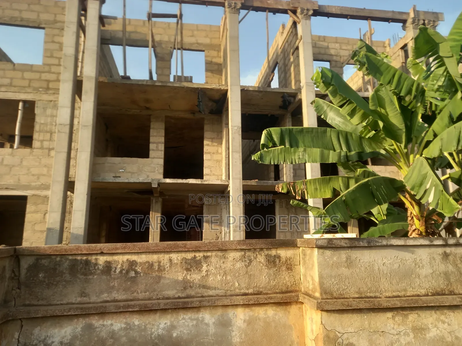 12 Bedrooms Apartment/ Flats for Sale at Pankrono