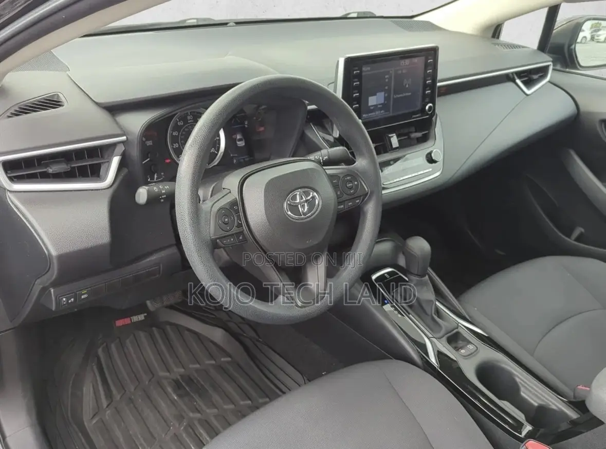 Toyota Corolla LE 2020 Black