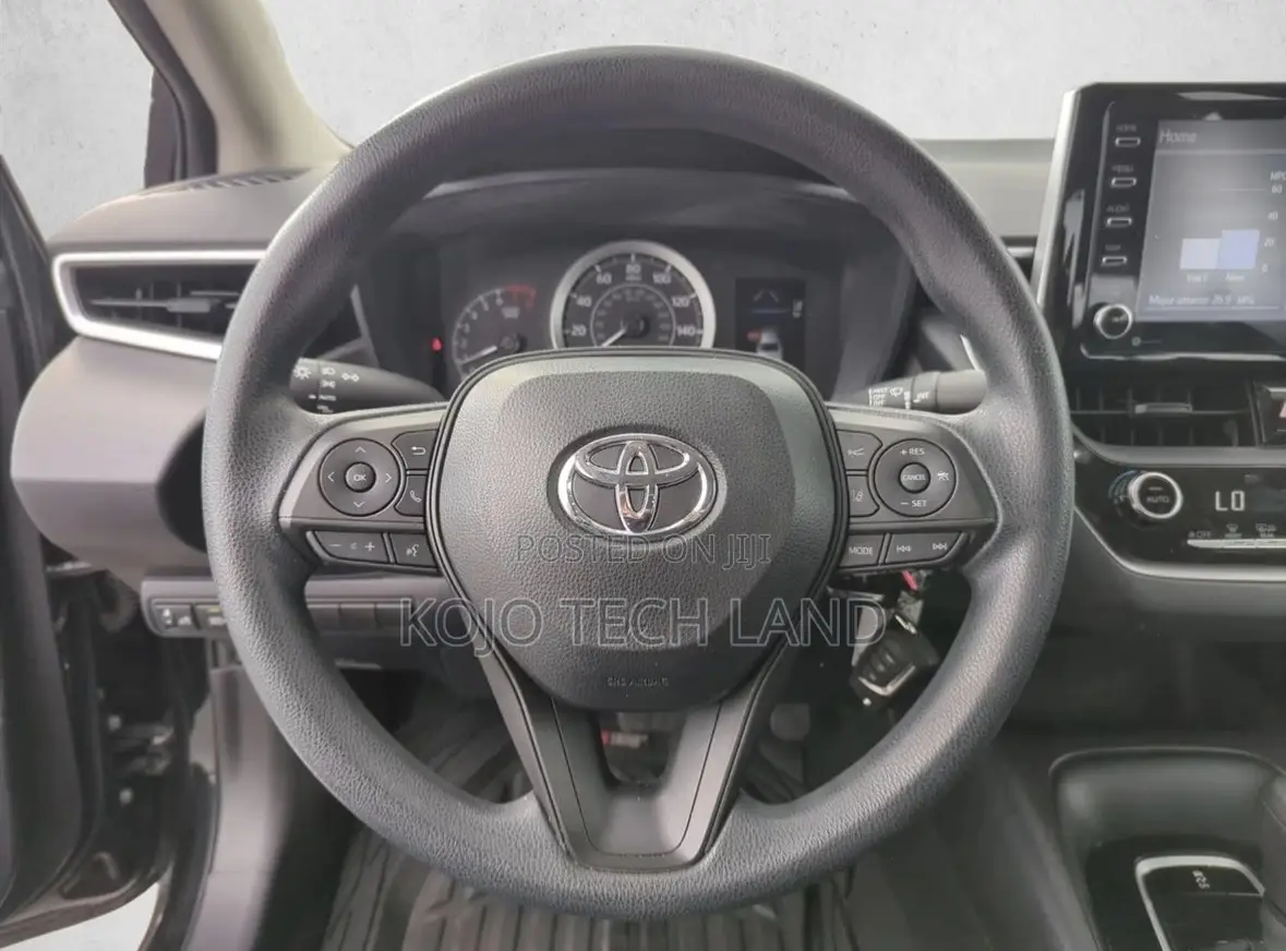 Toyota Corolla LE 2020 Black
