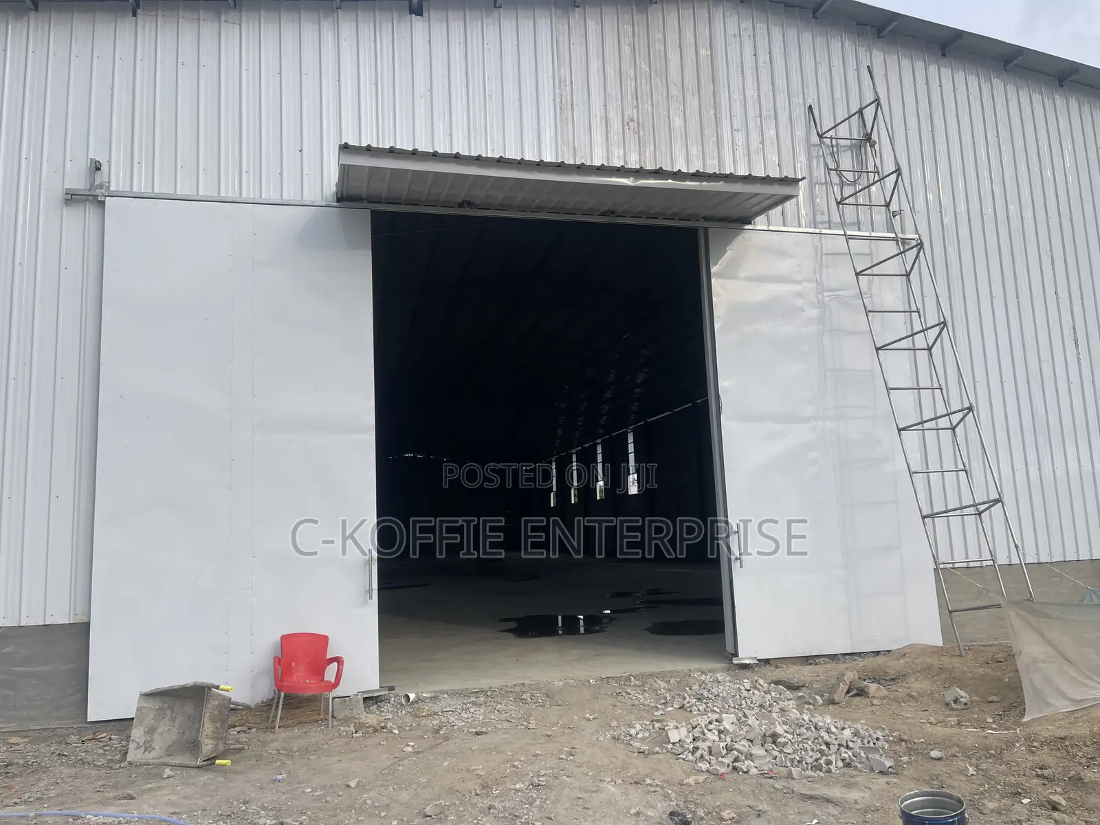 1100 SQM Warehouse at Spintex for Rent