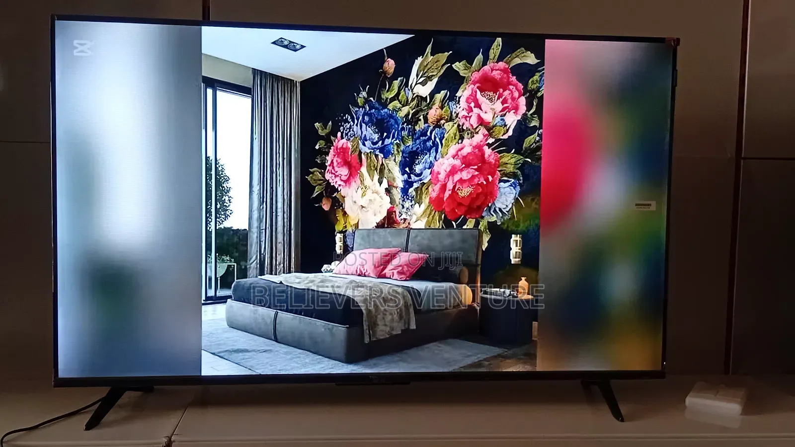 Experience True Color in 50” Qled Google Smart Tv