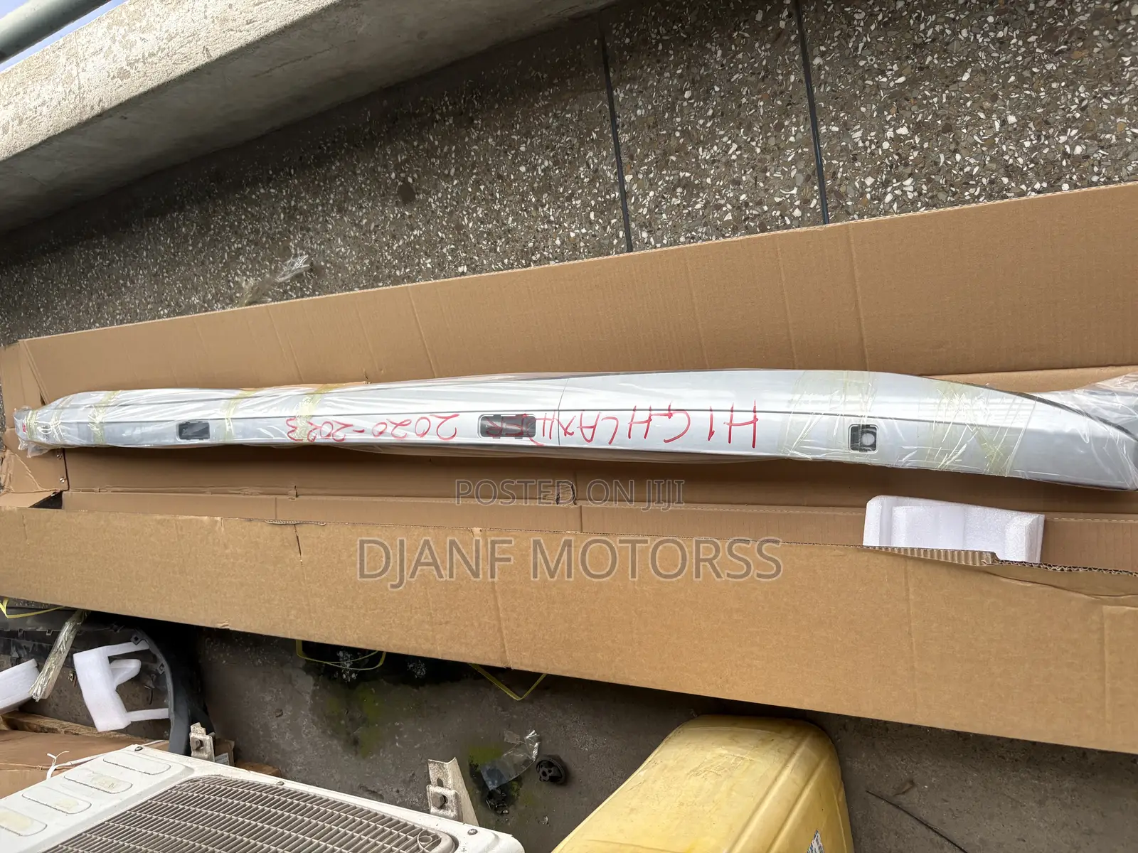 Toyota Highlander 2020 Roof Rack and All Kinds of Parts