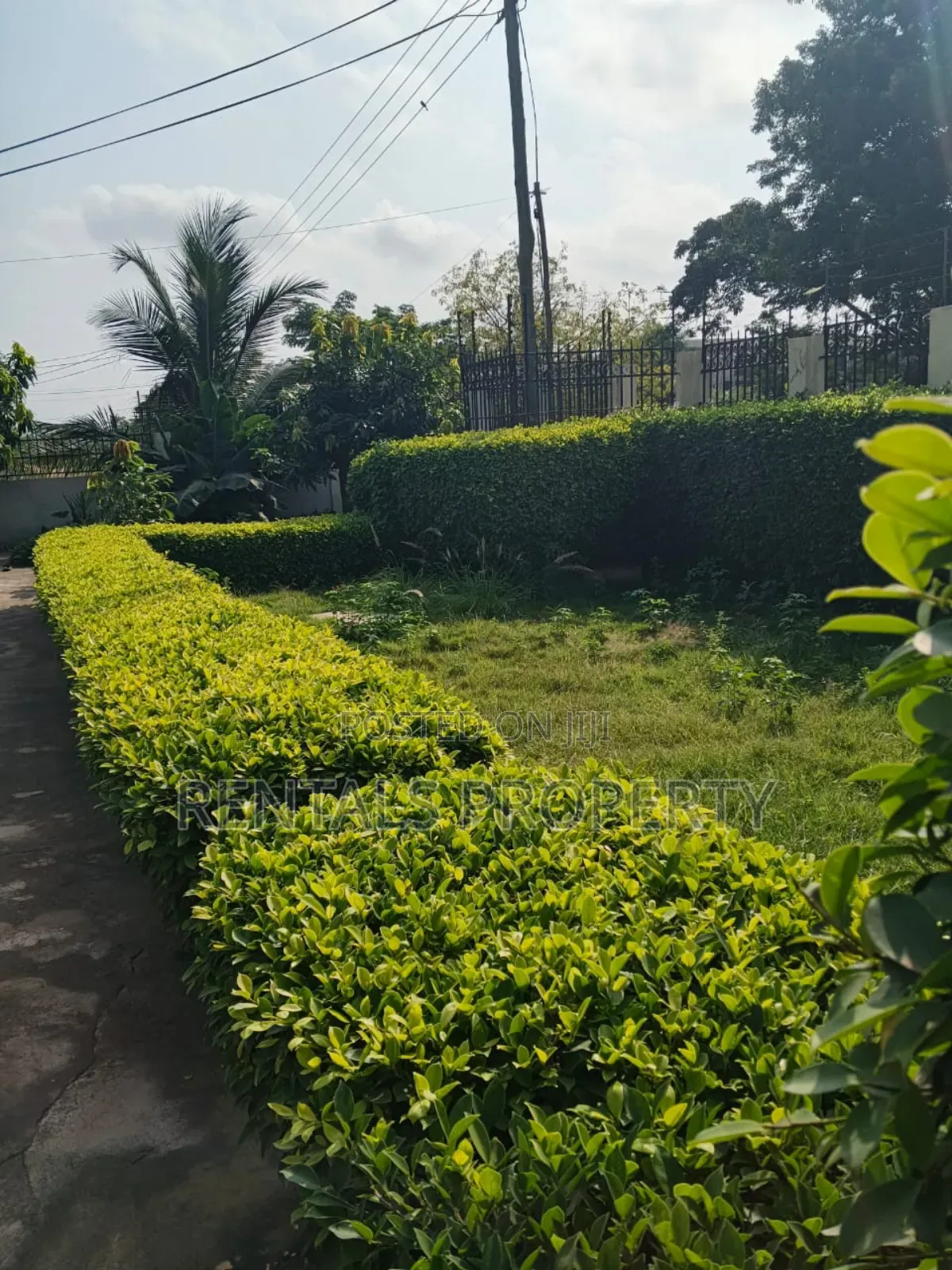 5bdrm House in Oyarifa for rent