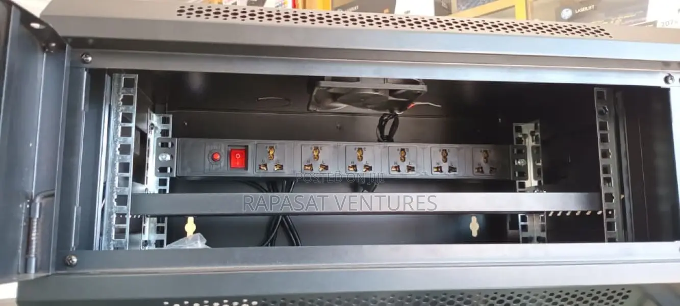 4u Rack With Fan, Pdu and Tray