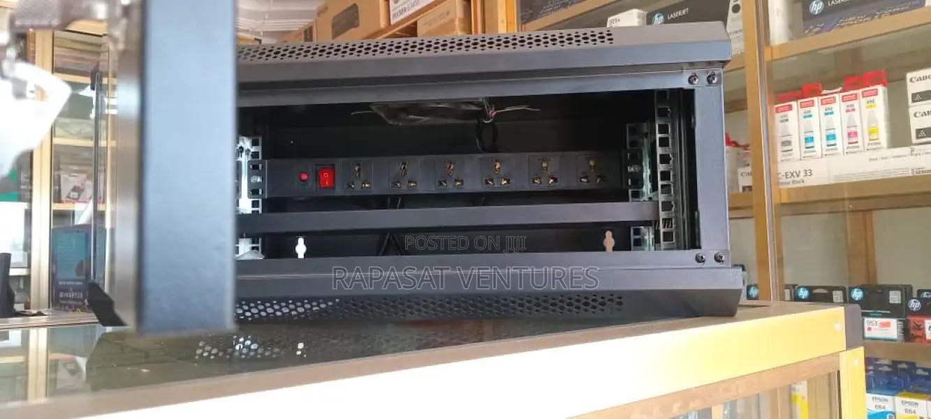 4u Rack With Fan, Pdu and Tray