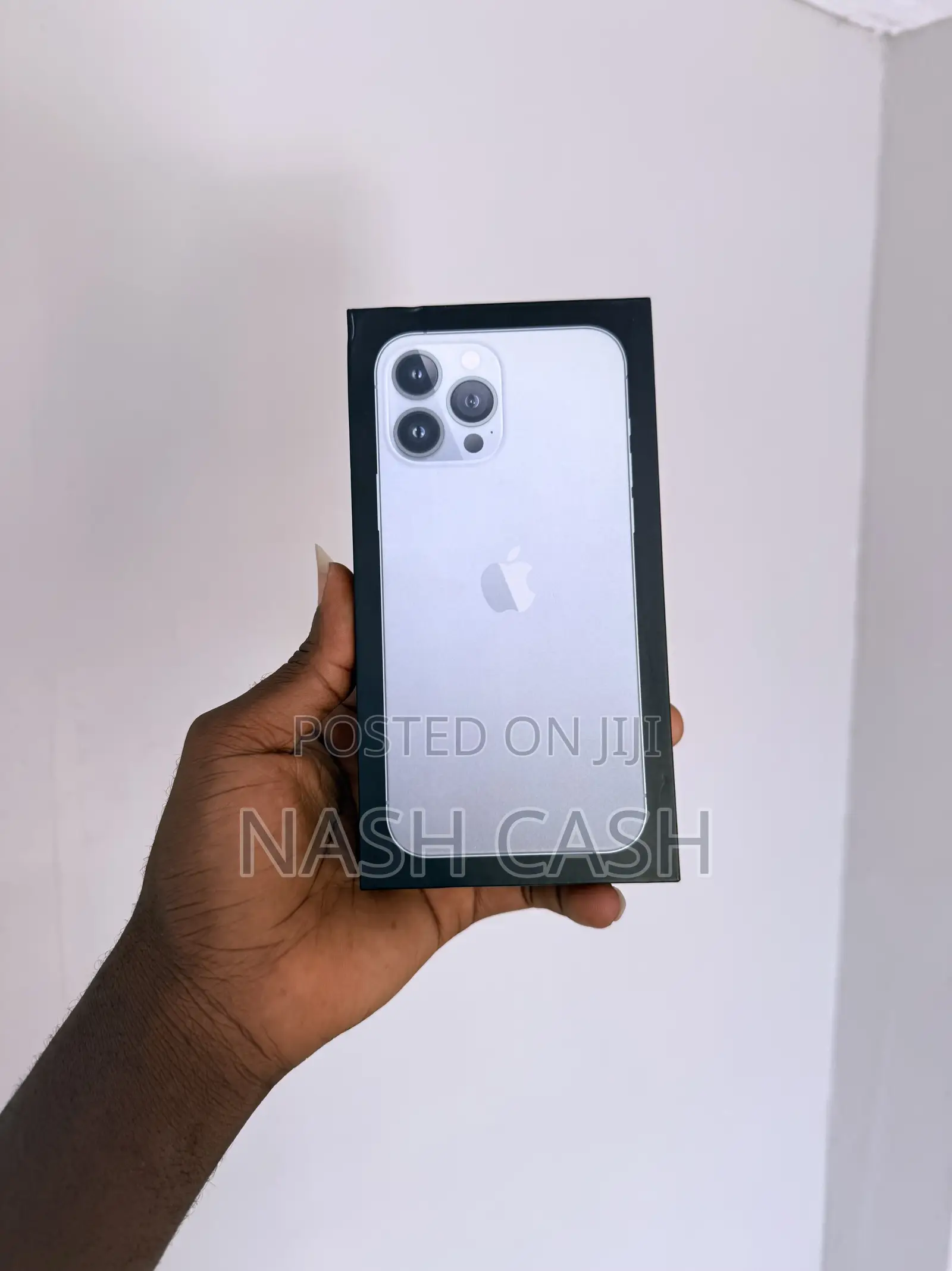 New Apple iPhone 13 Pro Max 128 GB Blue