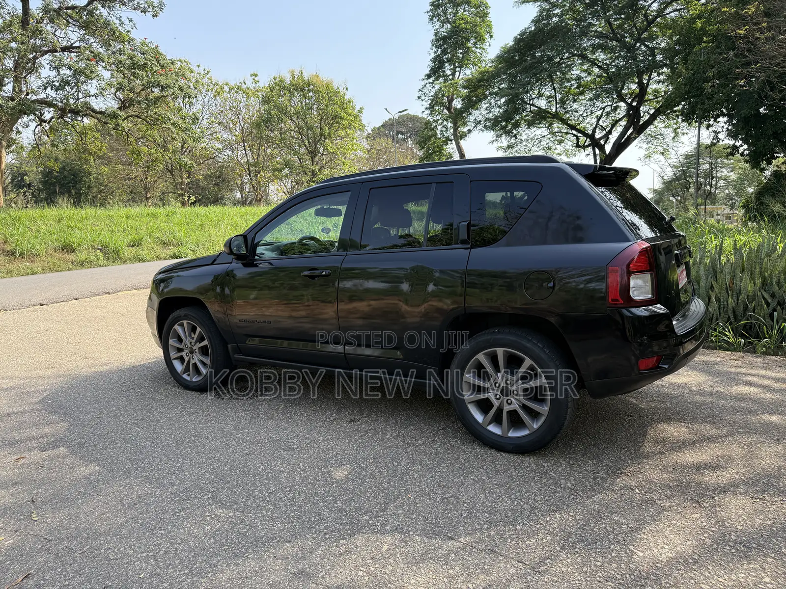 Jeep Compass Altitude Edition 4dr SUV (2.0L 4cyl CVT) 2015 Black
