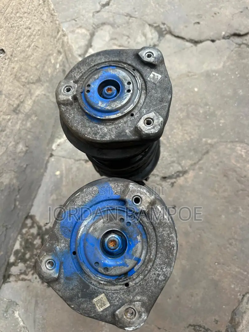 Mercedes Benz C250 Back Shocks Pair Available Quality Home Used