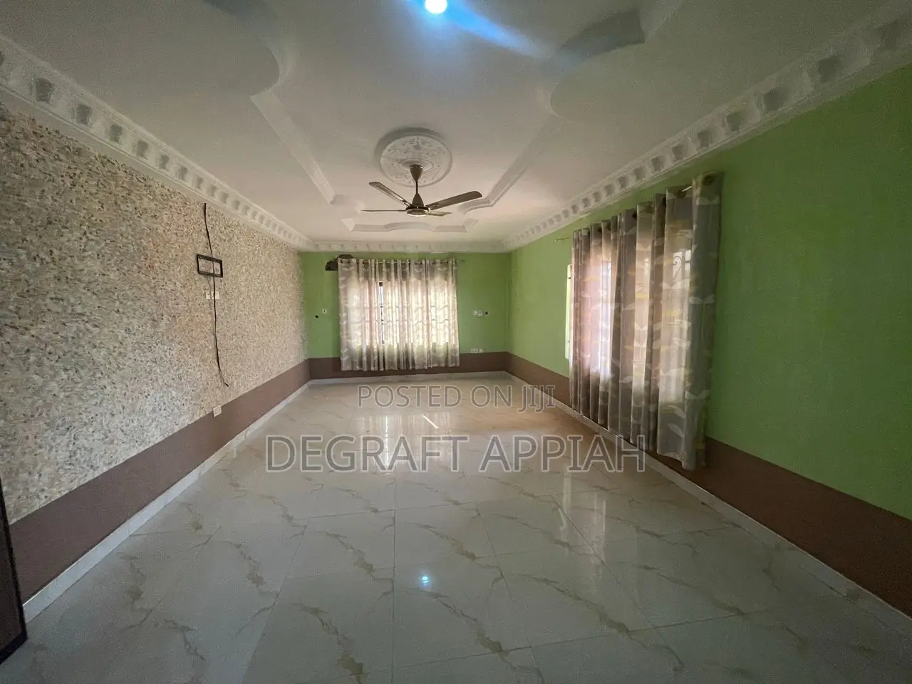 7bdrm House in Kronum Afrancho, Kumasi Metropolitan for sale