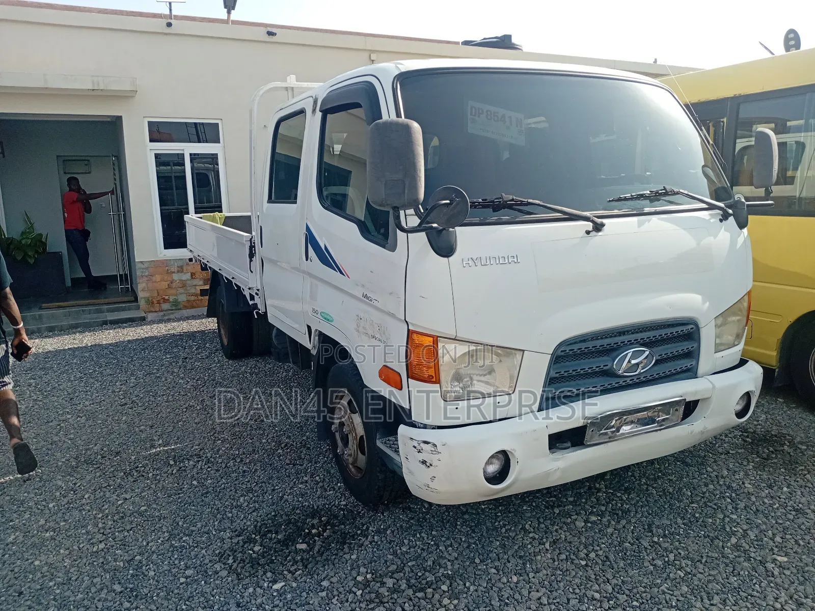 Hyundia 2.5 Tons Double Cabin