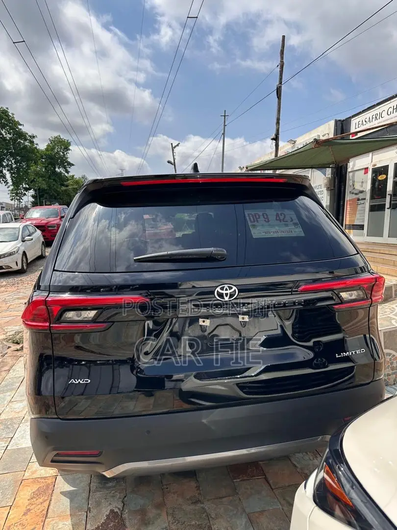 Toyota Grand Highlander Limited AWD 2024 Black