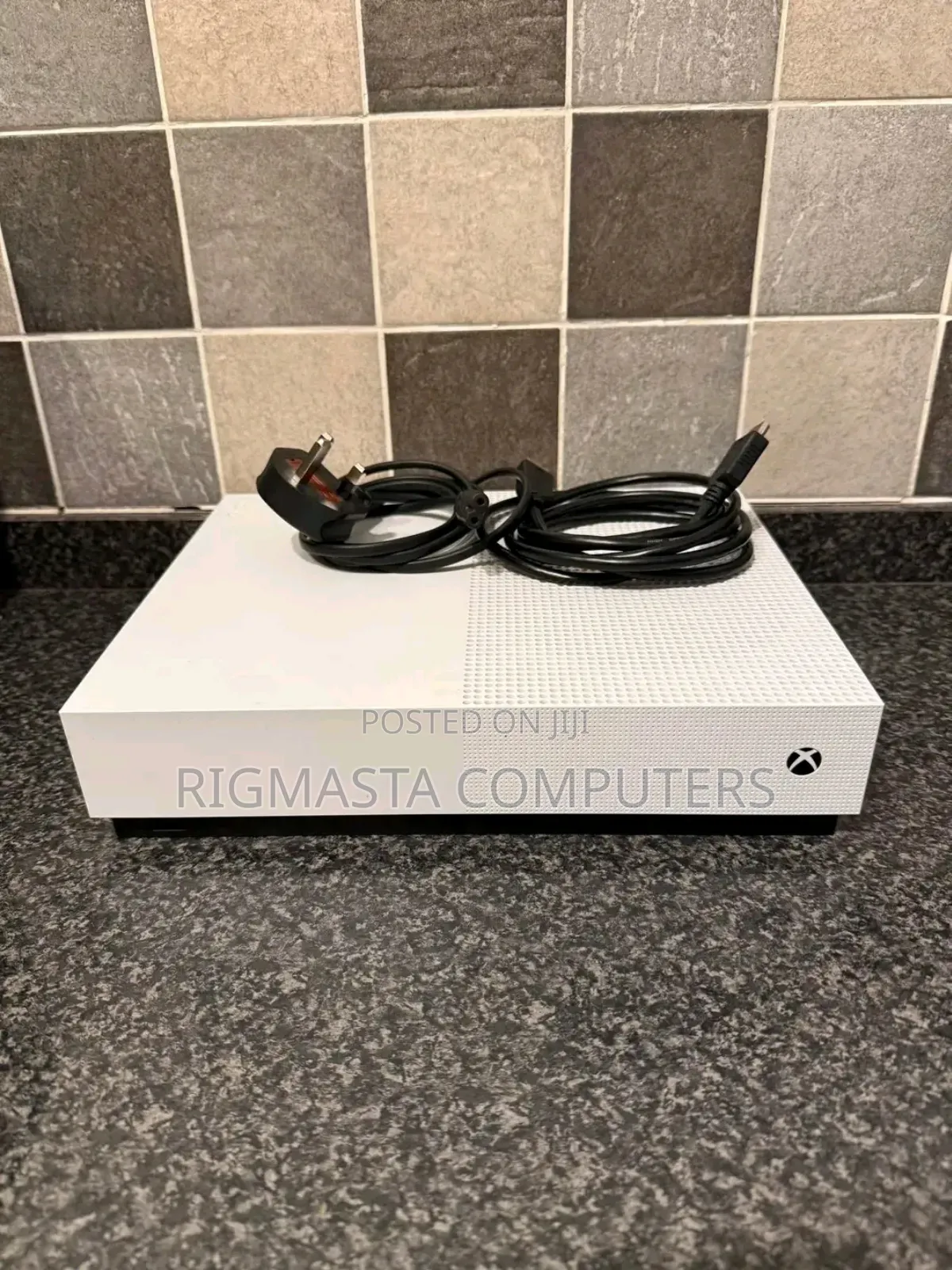 Xbox Series S With Games No Pad