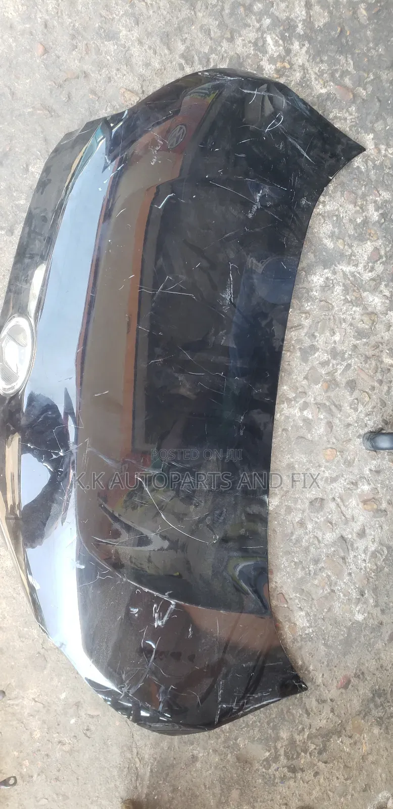 Toyota Voxy 2012,2013 Bonnet