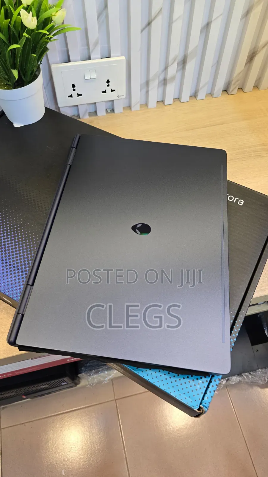 New Laptop Alienware Area-51m 16GB Intel Core 7 SSD 1T
