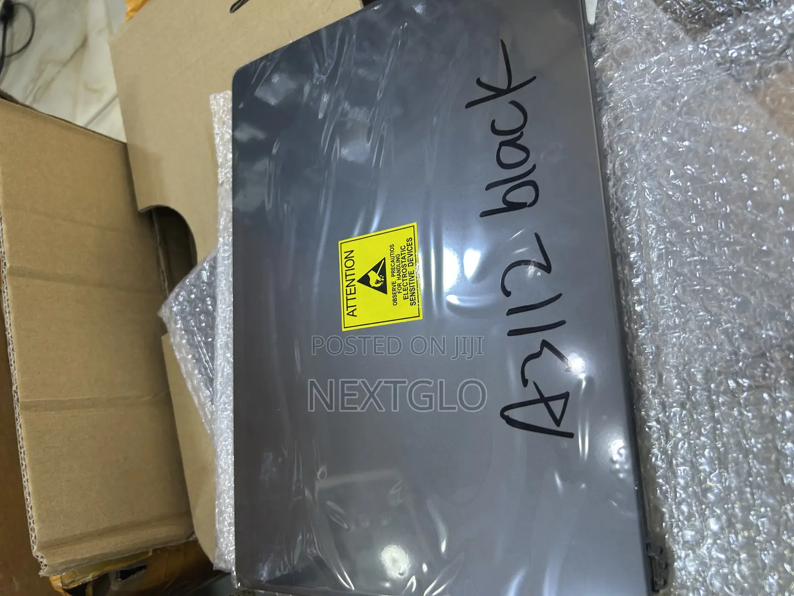 Macbook Pro M4 Screen
