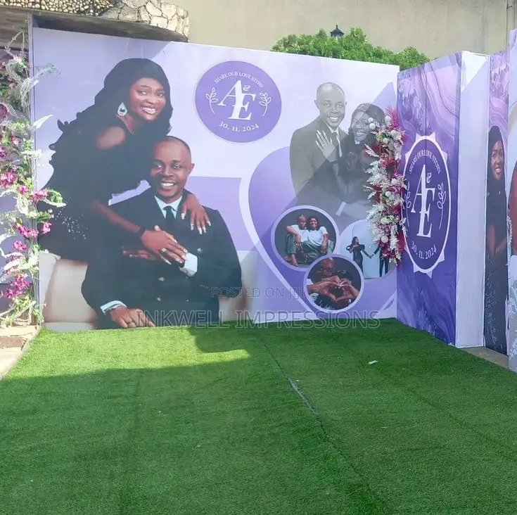 Elegant Event Backdrop Mounting.