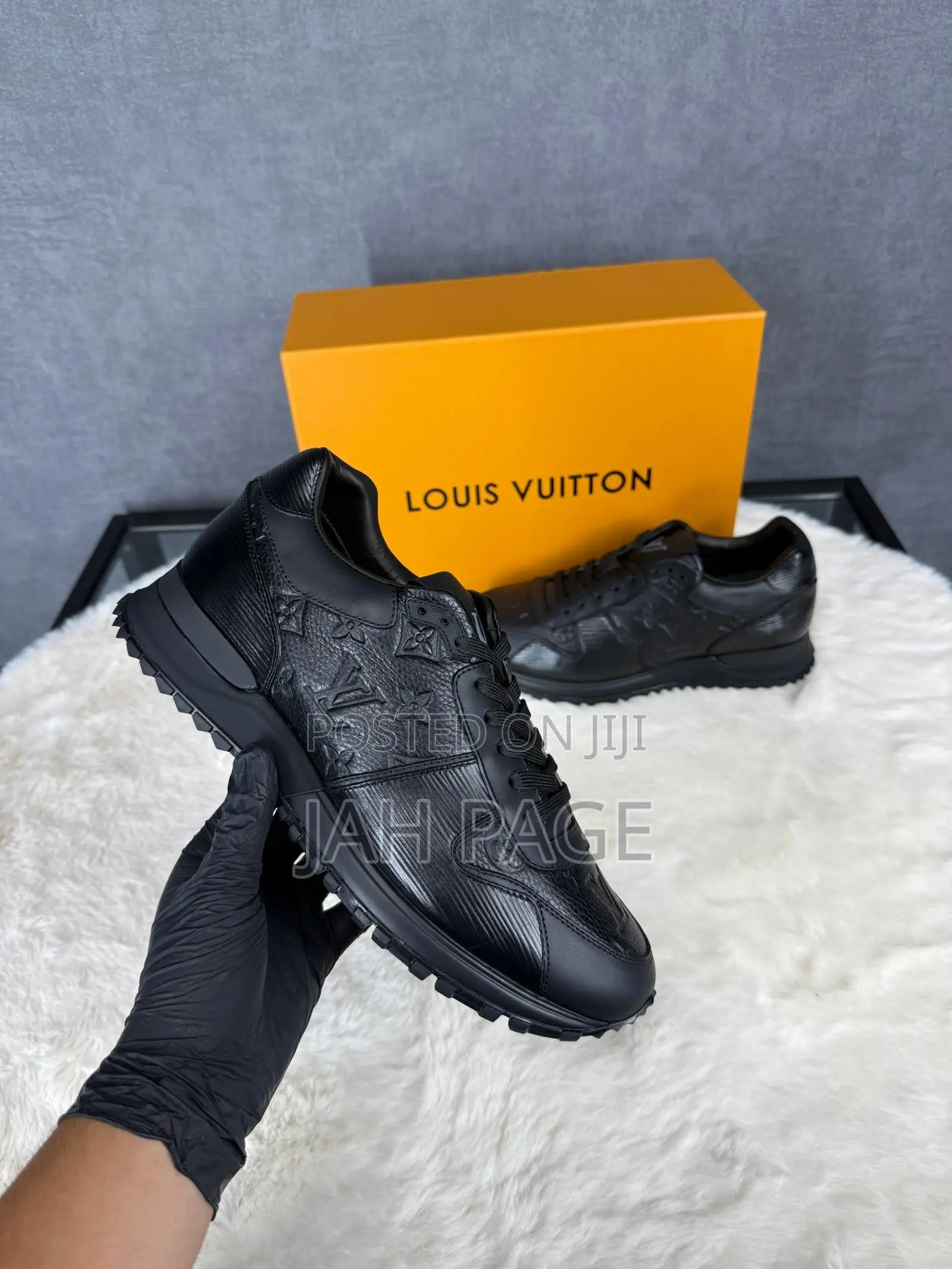 Louis Vuitton Away Runner Sneakers