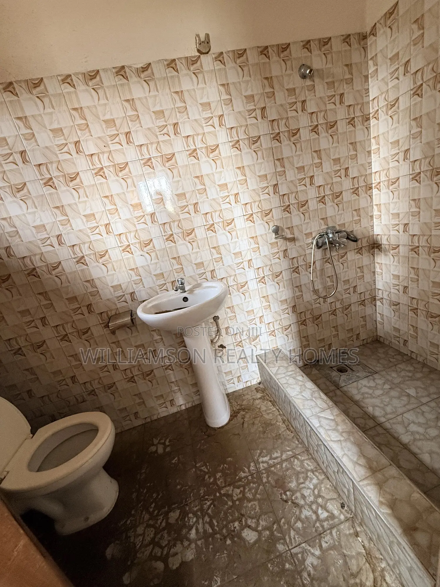 1bdrm Apartment in Hfc Estate Area, Spintex for rent