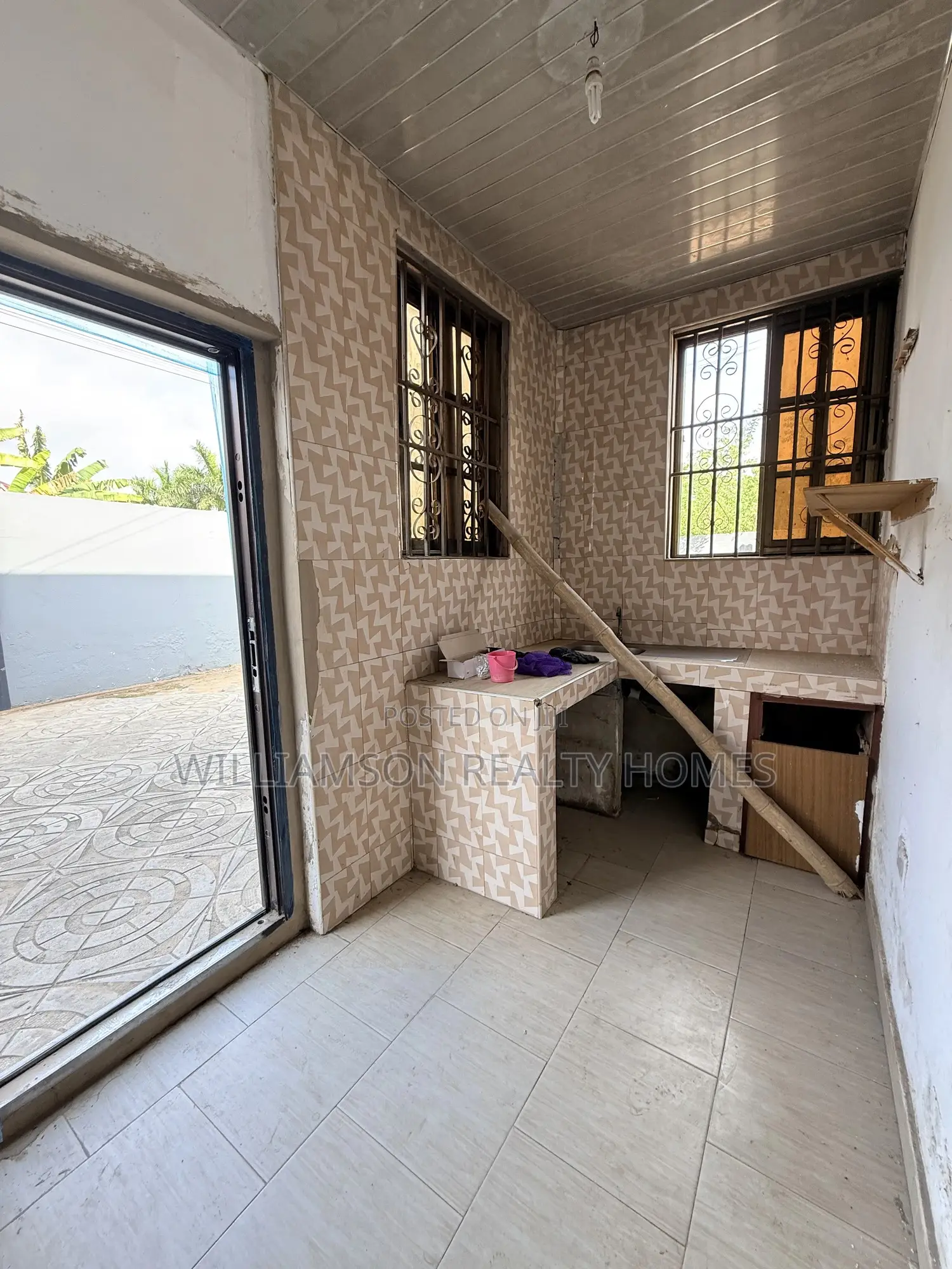 1bdrm Apartment in Hfc Estate Area, Spintex for rent