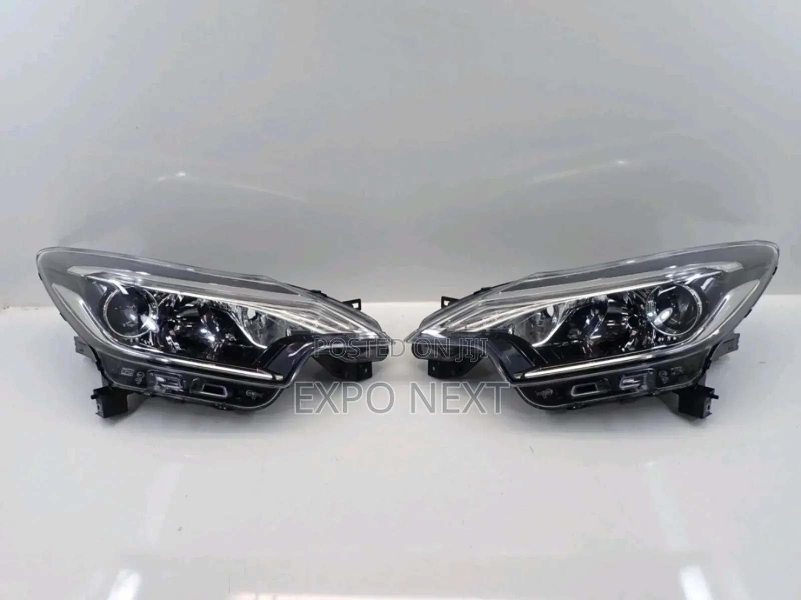 2017 Nissan Note E12 Led Headlights Lights Set Oem
