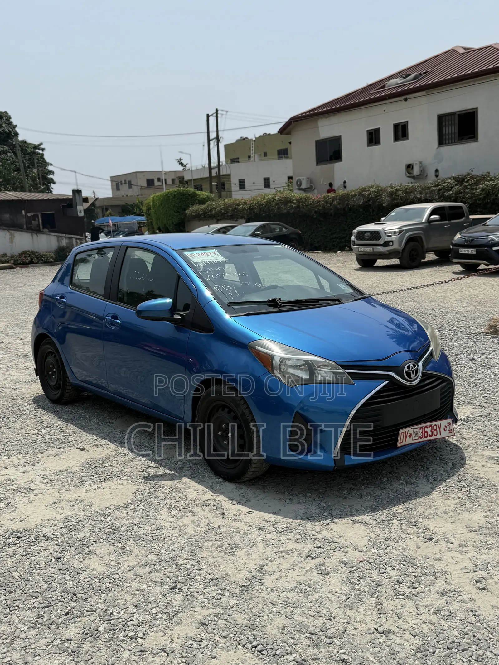 Toyota Yaris LE Hatchback 3dr 2016 Blue