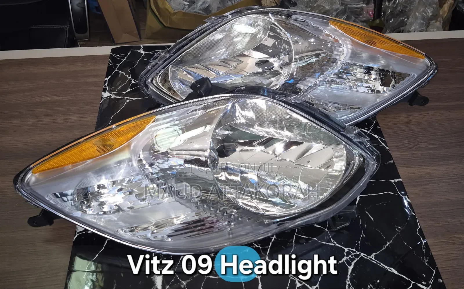 Toyota Vitz 2009 Head Light