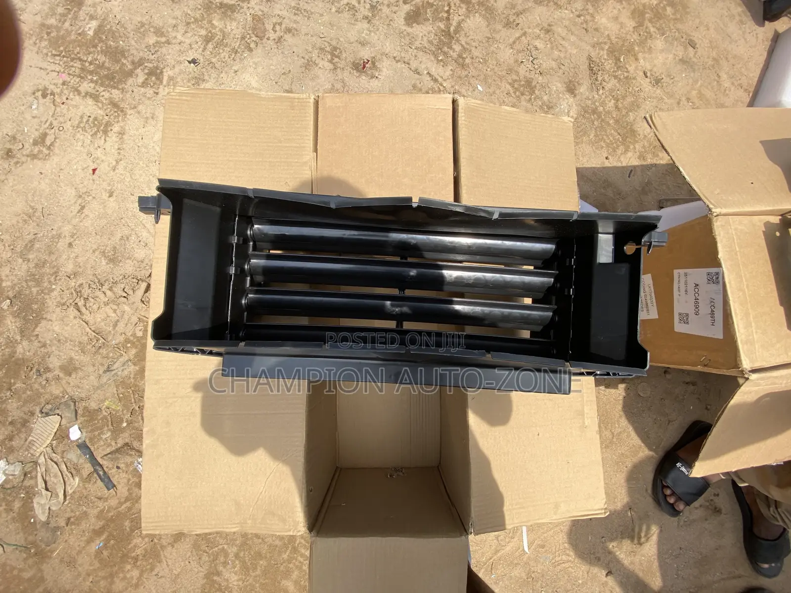 Ford-F-150 2019 Down Radiator Shutter Grille