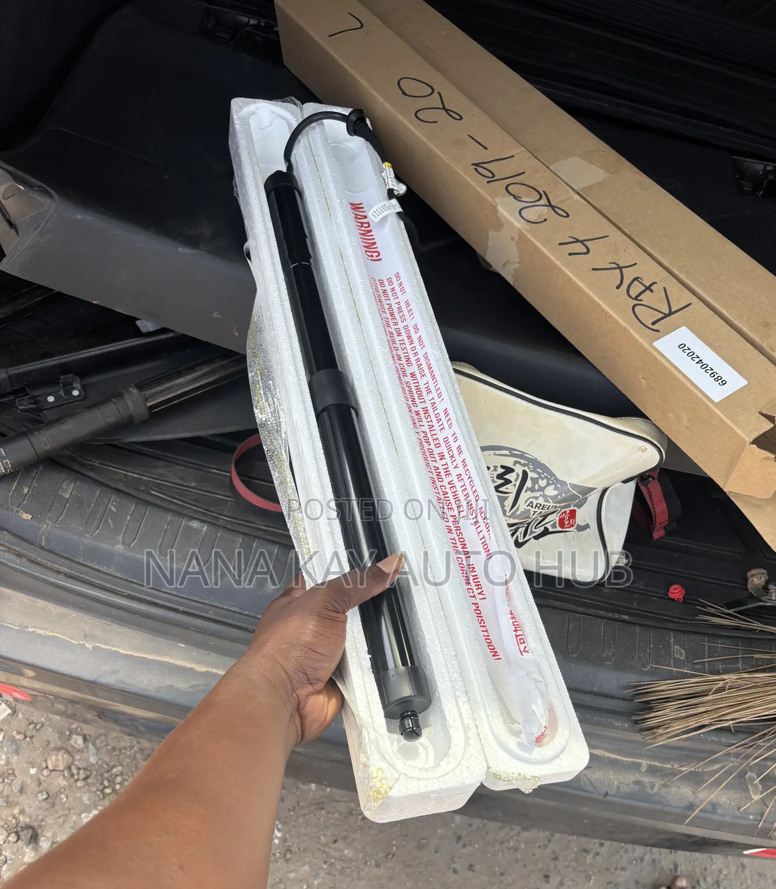Toyota Rav4 2018,2019,2020 Electronic Boot Shocks Pair