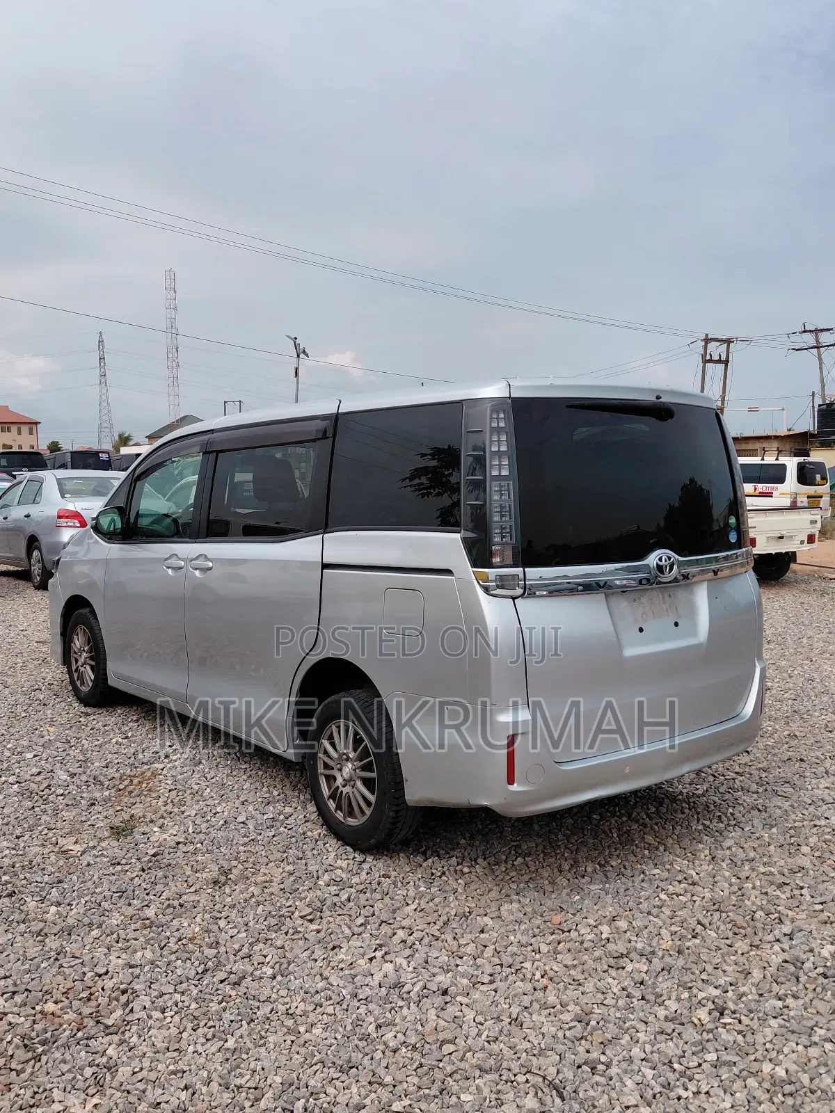 Toyota Voxy SV Premium 2014