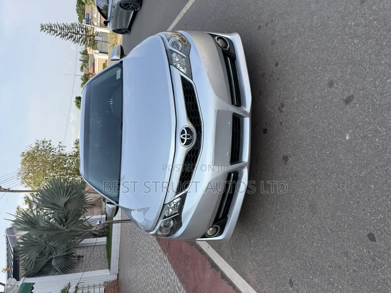 Toyota Camry SE 4dr Sedan (2.5L 4cyl 6A) 2014 Gray