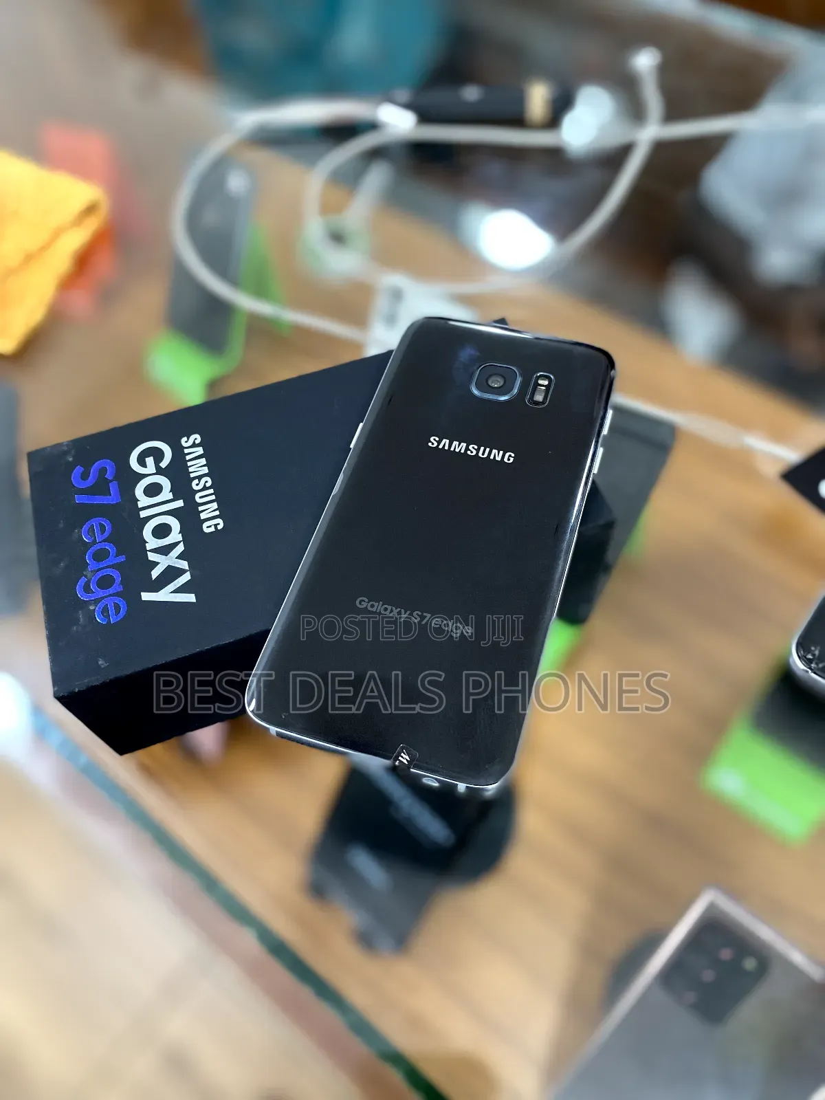 New Samsung Galaxy S7 edge 32 GB Black