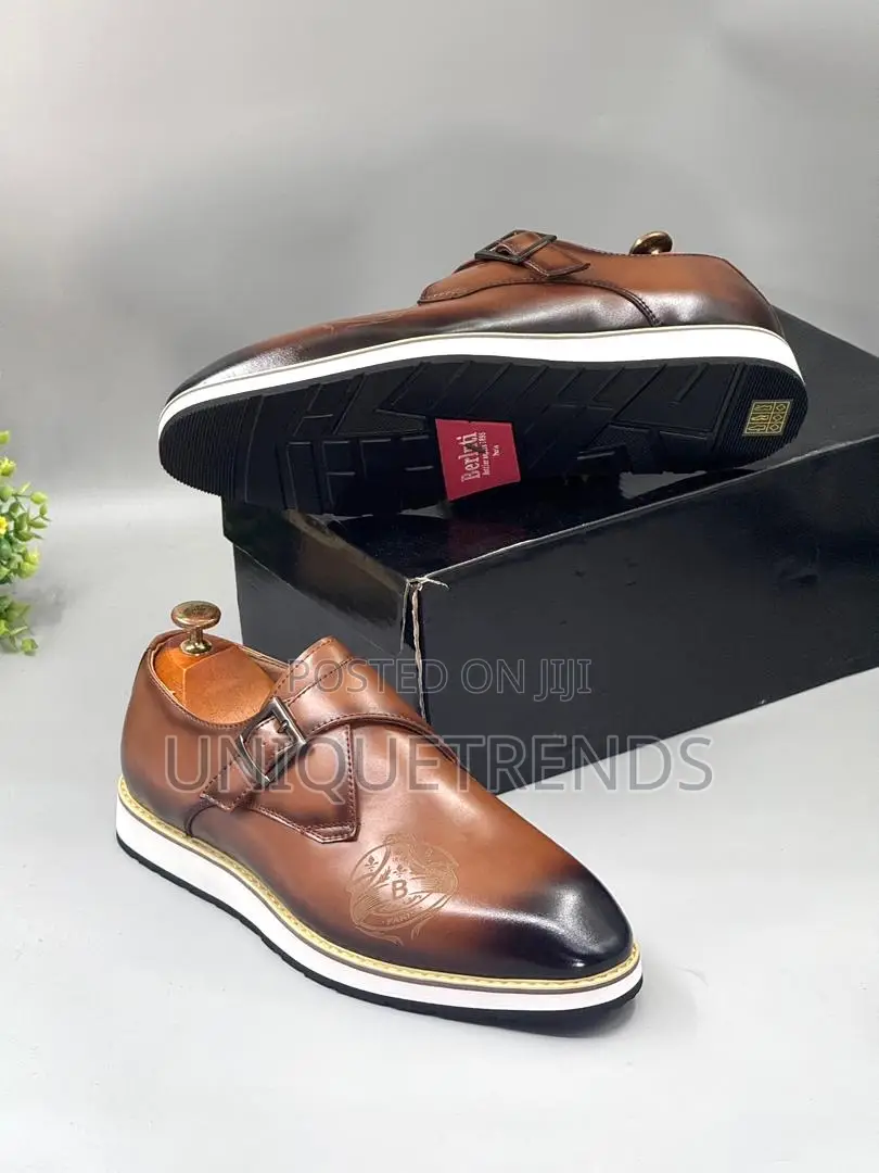 Berluti Single Monk Strap Leather Shoe. (Brown)