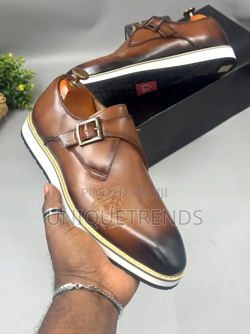 Berluti Single Monk Strap Leather Shoe. (Brown)