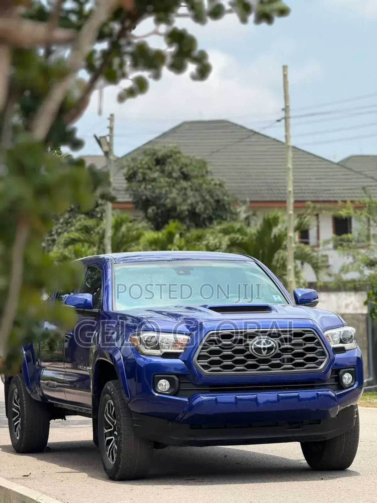 Toyota Tacoma SR5 2022 Blue