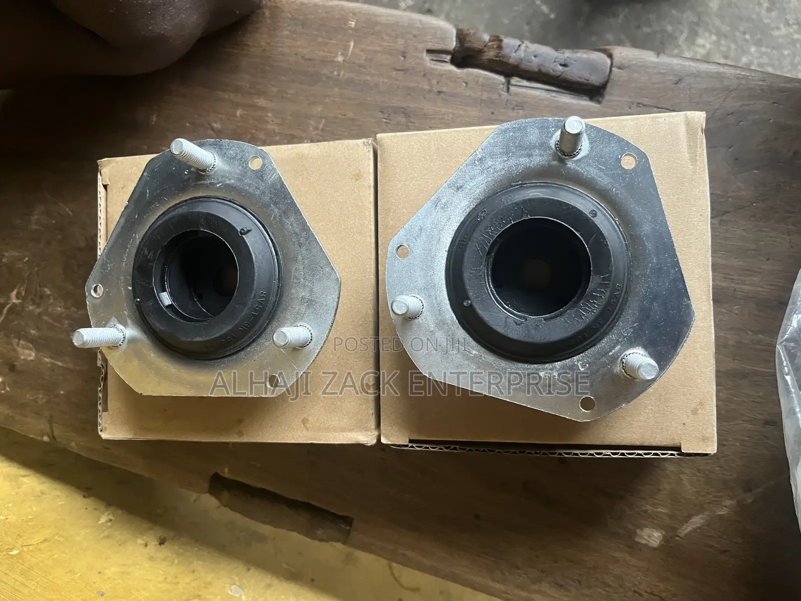 Ford Fiesta Shock Top Mount