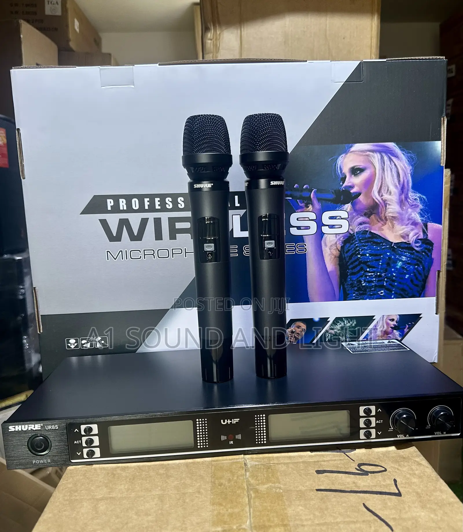 Shure Ur8x Professional Wireless Microphone Series
