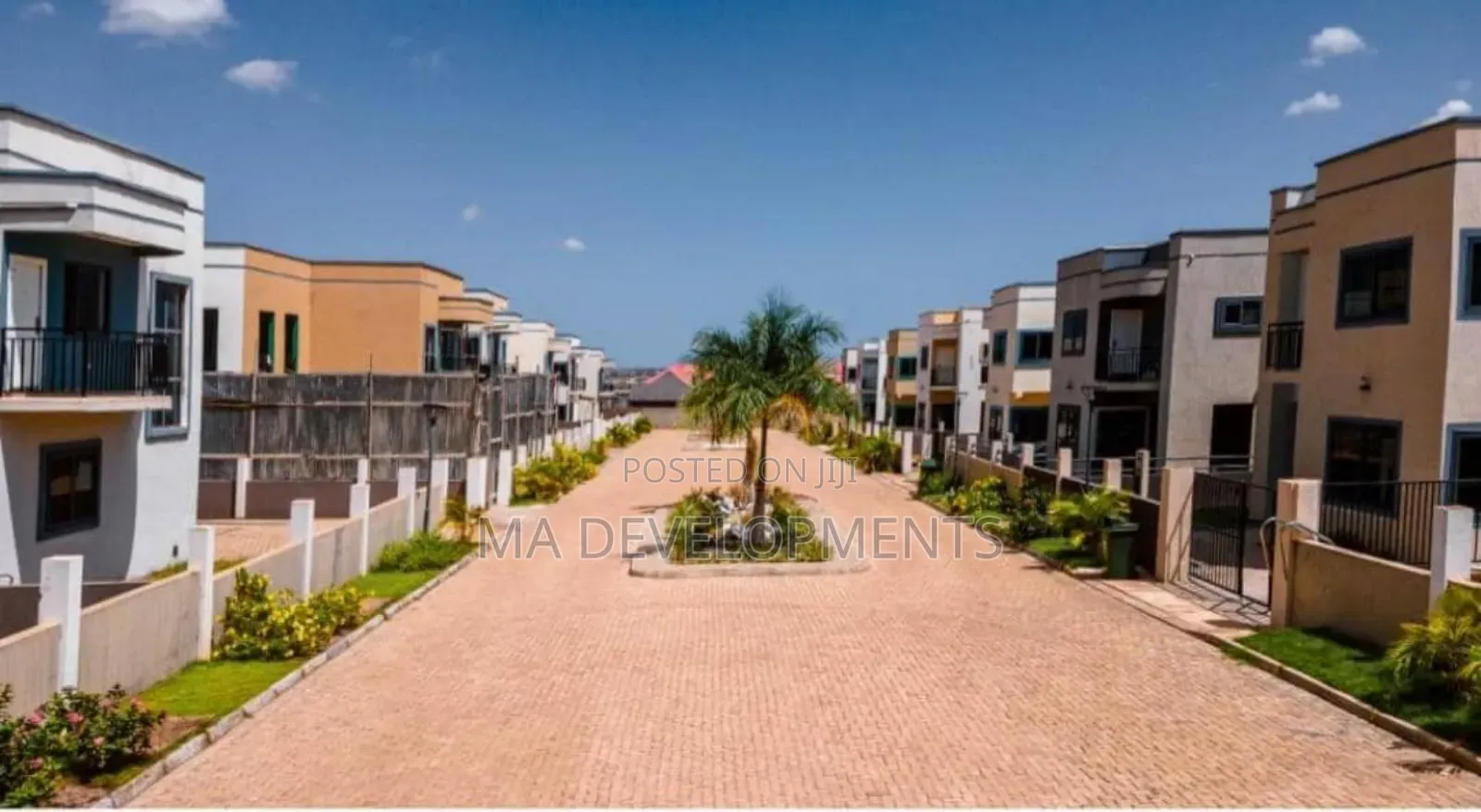4bdrm House in Adenta for sale
